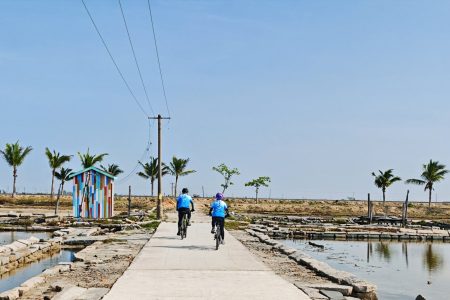 Hainan West Coast Cycling Tour 6 Days 5 Nights