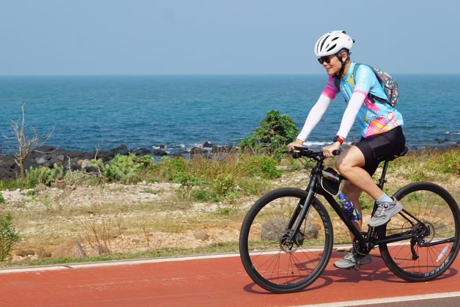 Cycle the Wild Edge: Hainan’s West Coast Expedition 650KM in 8 Days
