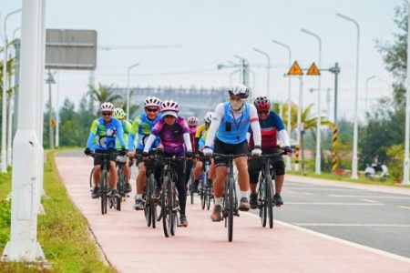 7-Day Hainan West Coast 520KM Cycling Tour | Haikou to Sanya