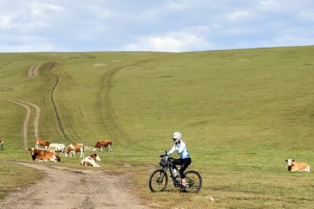 Hulunbuir Inner Mongolia Grasslands Cycling Loop with your own bike