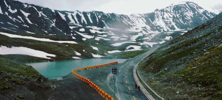 Day 6 :  Bayinbuluke → Great & Small Dragon Pools → Kuruli cycling distance : 86 km