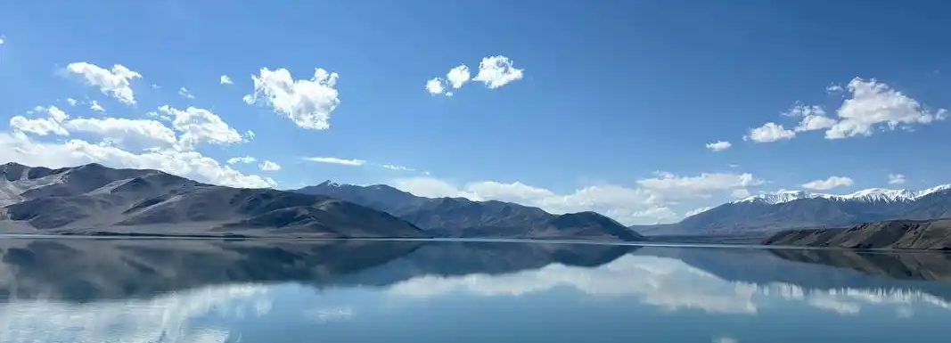Day 2 : Kashgar → White Sand Lake Cycling: 90 km